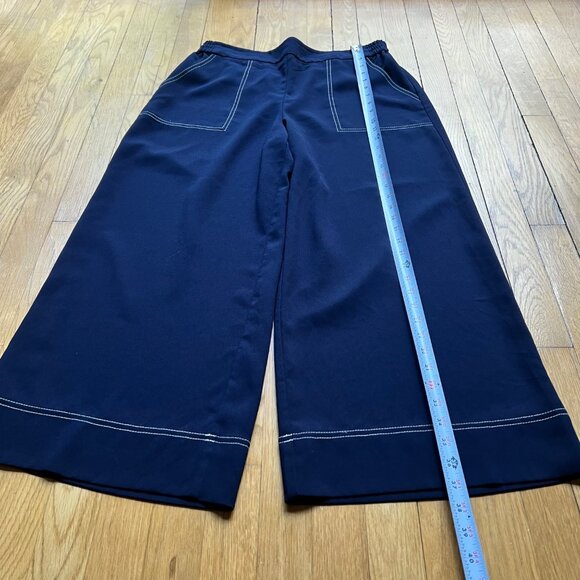 Trina Turk Size L Navy Blue w White Stitching Just Arrived Wide Leg Crop Pants - Picture 12 of 15